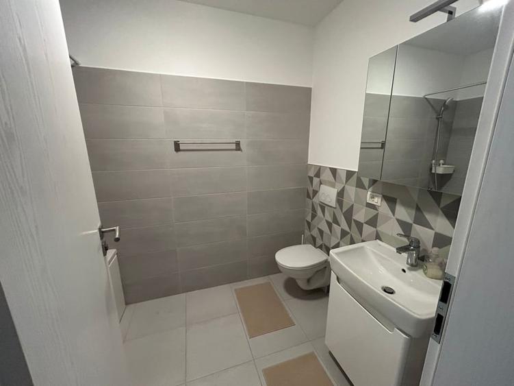Apartament cu 2 camere semidecomandat, mobilat în Iosefin