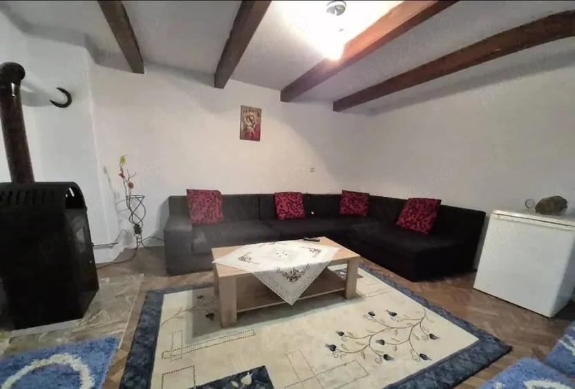 Casă cu 2 camere cu Teren 2000 Mp în Dumbrava (Unirea)