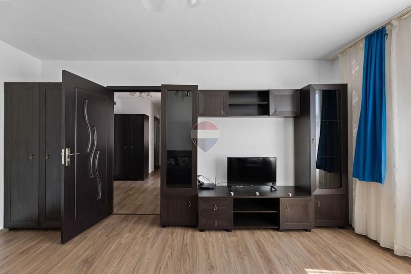 Apartament cu 2 camere decomandat, mobilat în Central