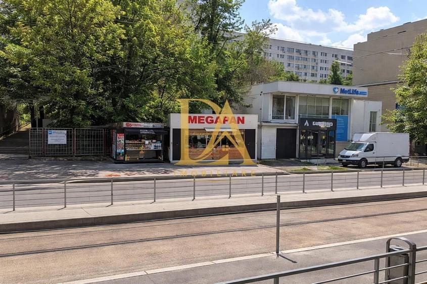 Spațiu comercial, de 40 mp, în Titan