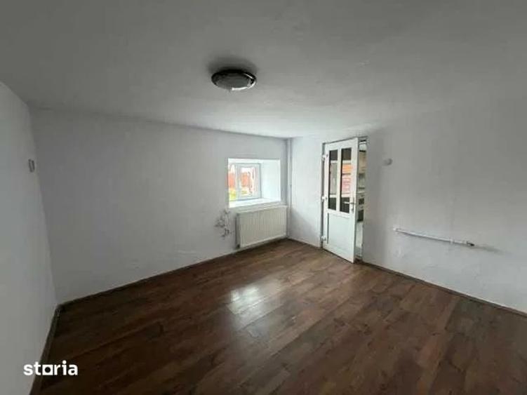 Casă cu 3 camere cu Teren 250 Mp în Trei Stejari