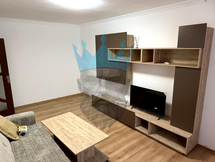 Apartament cu 2 camere decomandat, mobilat în Vitan