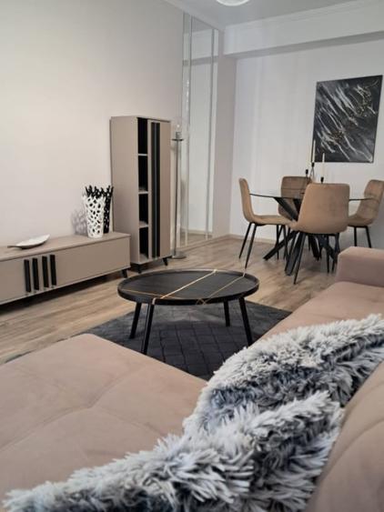 Apartament cu 2 camere semidecomandat în Florești — fotografia 2