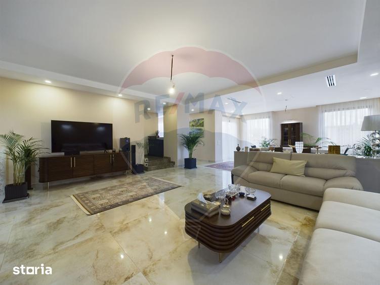 Apartament cu 4 camere, mobilat în Splaiul Independenței