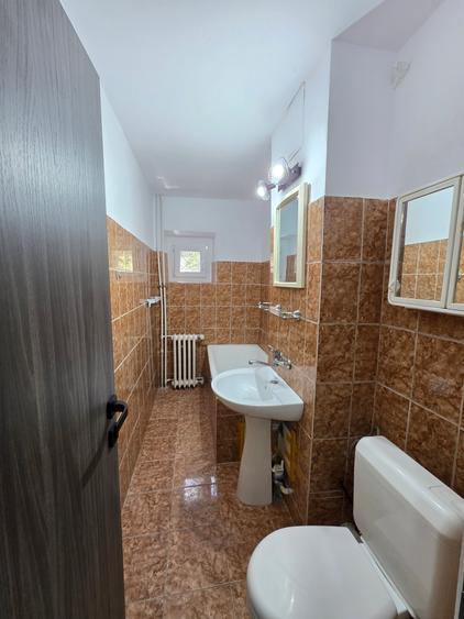 Garsonieră decomandată în Tineretului