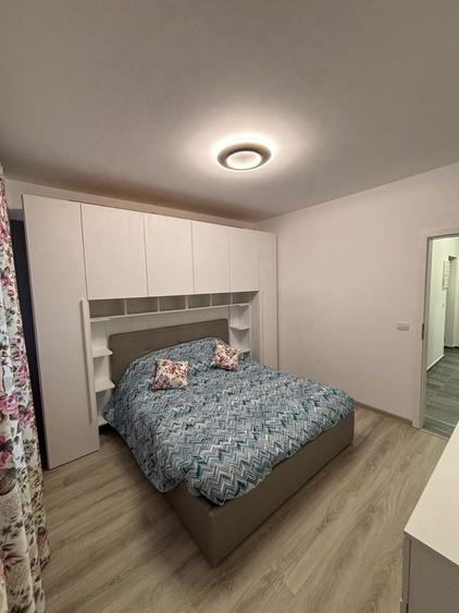 Apartament cu 2 camere decomandat în Valea Adâncă