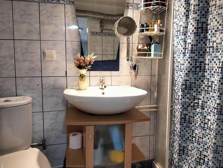 Casă cu 3 camere cu Teren 100 Mp în Colentina