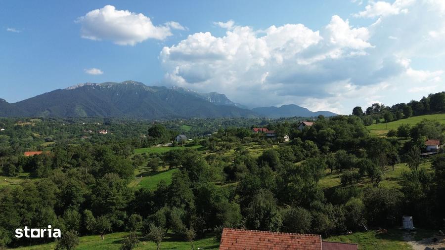 Teren de 1364 mp, în Bran