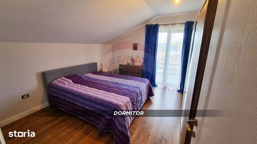 Casă cu 5 camere cu Teren 1000 Mp în Recea