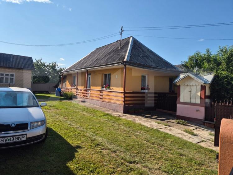 Casă cu 2 camere cu Teren 5600 Mp în Central