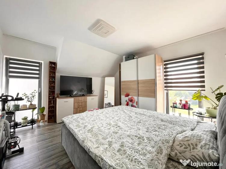 Casă cu 4 camere cu Teren 707 Mp în Moșnița Nouă