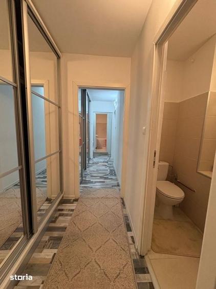 Apartament cu 3 camere decomandat în Traian
