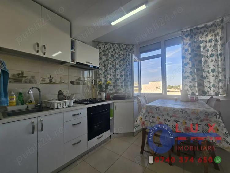 Apartament cu 3 camere decomandat în Babadag