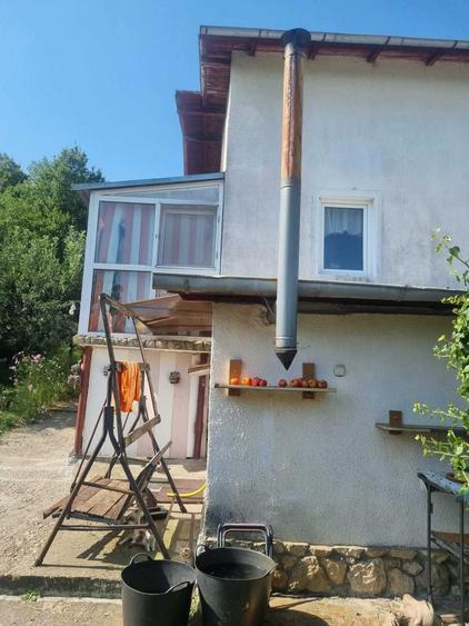 Casă cu 3 camere în Băbana