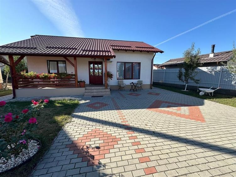 COMISION 0% I Casa moderna + corp secundar I 157 mp I Stupini - 2