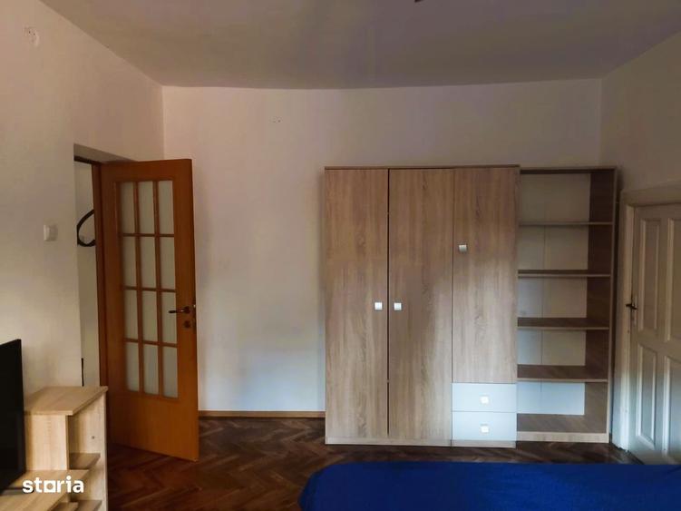 Casă cu 1 camere cu Teren 576 Mp în Casin