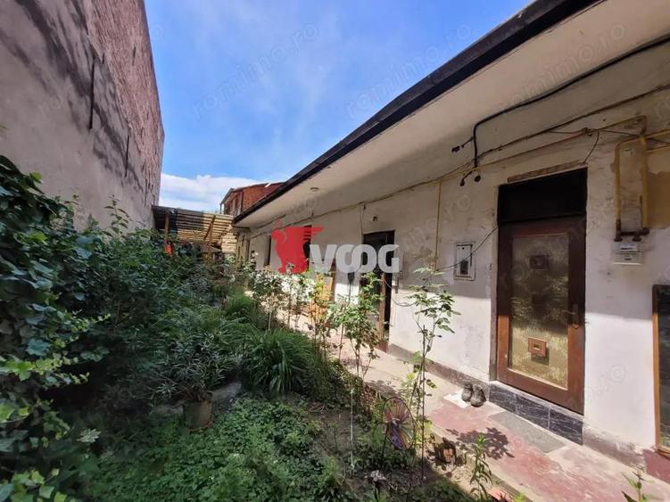 Casa cu 5 Apartamente de Vanzare Langa Pia?a Traian - 4