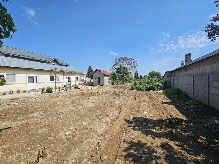 Teren de 1215 mp, în Clinceni