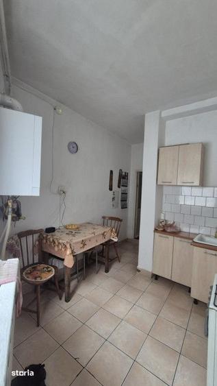 Casă cu 4 camere cu Teren 102 Mp în Casa de Cultură