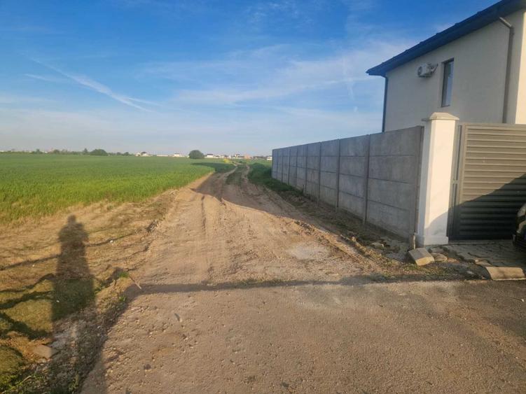 Spațiu comercial, în Dragomirești-Vale