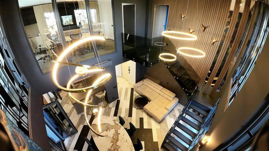 Apartament cu 4 camere decomandat, mobilat în Pipera