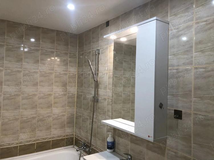 Apartament cu 3 camere decomandat, mobilat în Faleza Nord