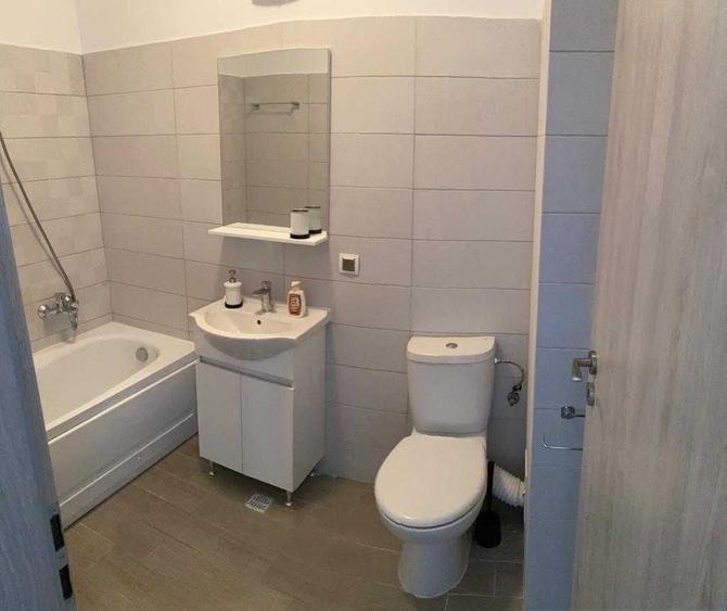 Apartament cu 2 camere decomandat în Exterior Vest
