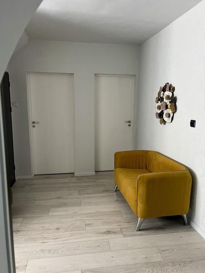 Apartament cu 3 camere în Colentina