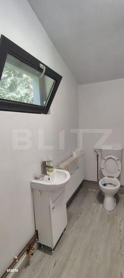 Casă cu 4 camere în Lăpuștești