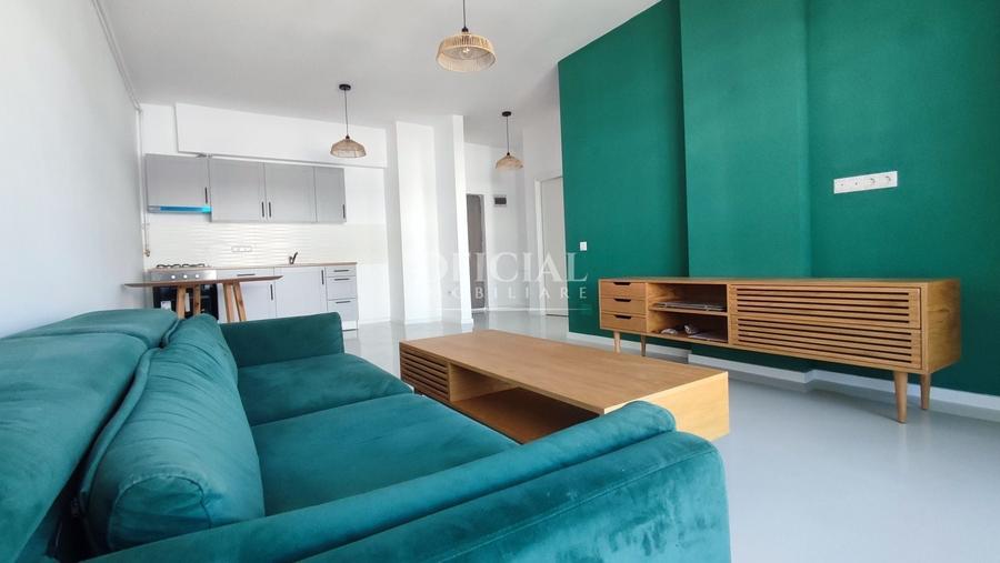 Apartament cu 2 camere semidecomandat, mobilat în Florești