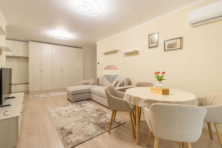 Apartament cu 2 camere semidecomandat, mobilat în Iris