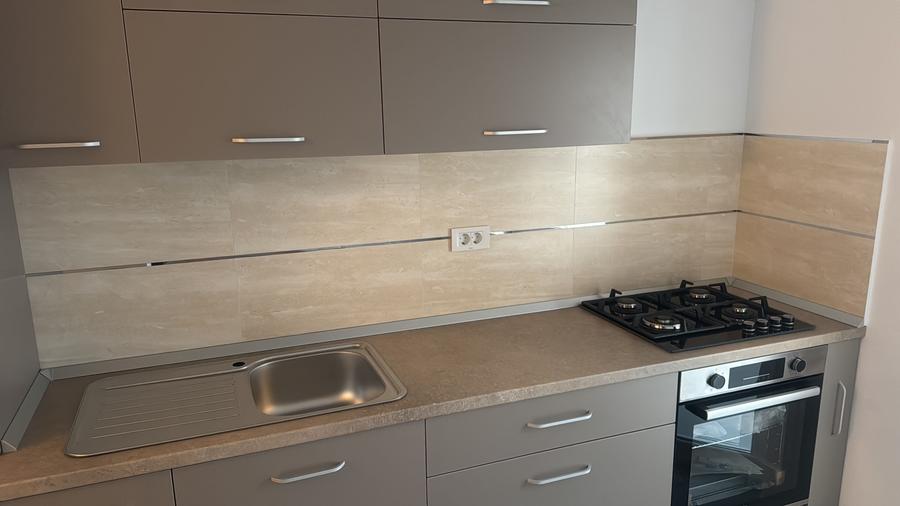 Apartament cu 2 camere decomandat în Buzaului