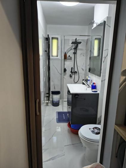 Apartament cu 2 camere semidecomandat în Micro 15
