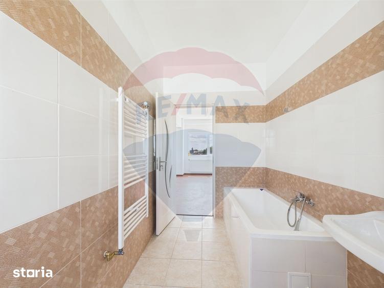 Apartament cu 3 camere în Central