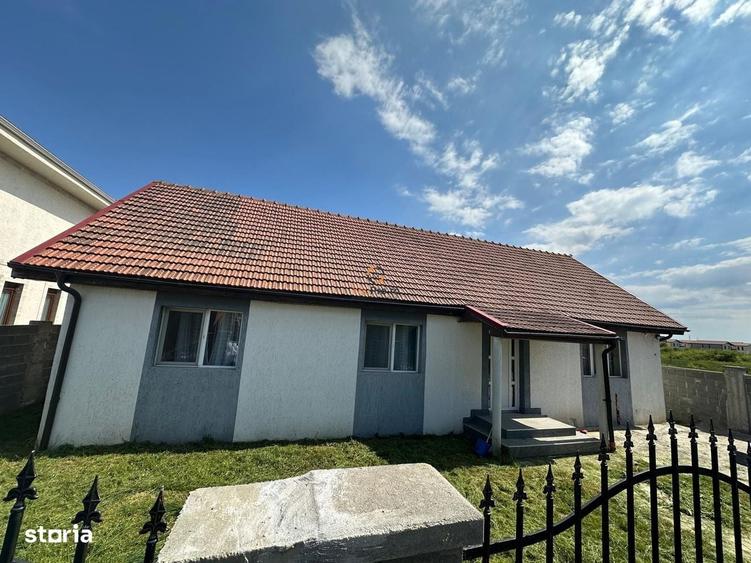 Casă cu 4 camere cu Teren 365 Mp în Giroc