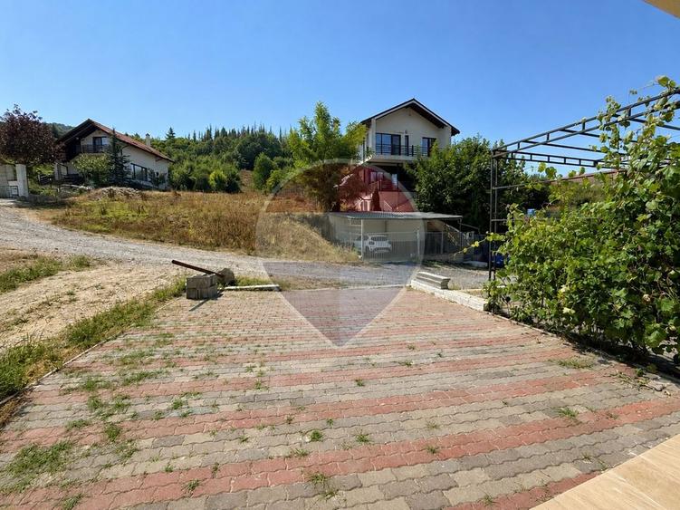 Duplex cu 4 camere cu Teren 1300 Mp în Mănăștur