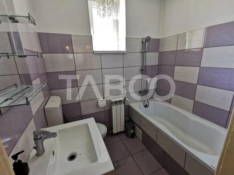 Casă cu 2 camere cu Teren 335 Mp în Tineretului