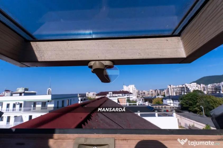 Apartament cu 7 camere decomandat în Central