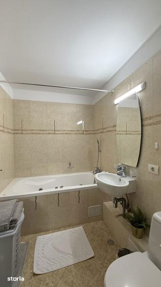 Apartament cu 3 camere, mobilat în Rahova