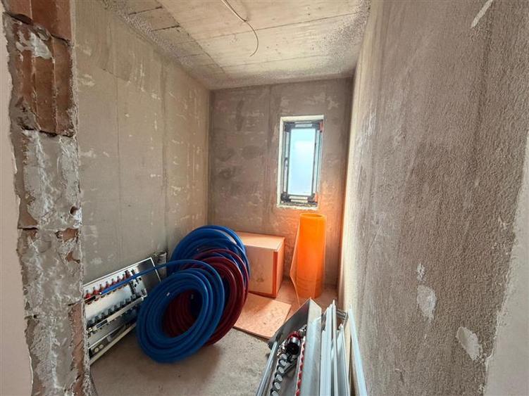 Duplex cu 4 camere cu Teren 350 Mp în Tărlungeni