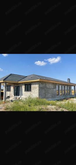 Casă cu 3 camere cu Teren 620 Mp în Cionchești