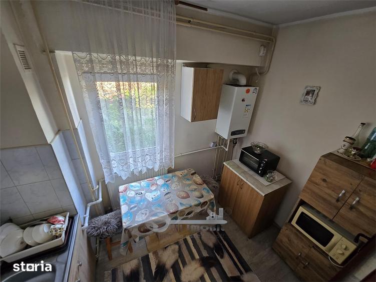 Apartament cu 2 camere decomandat în Cug