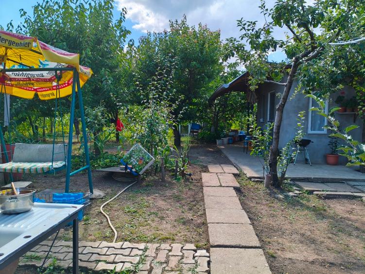 Casă individuală cu 4 camere cu Teren 1000 Mp în Limanu