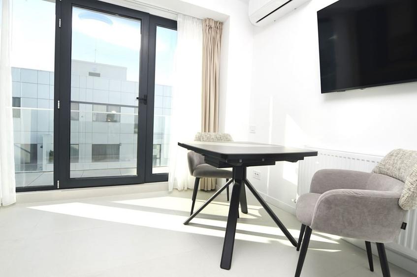 Apartament cu 2 camere decomandat, mobilat în Unirii