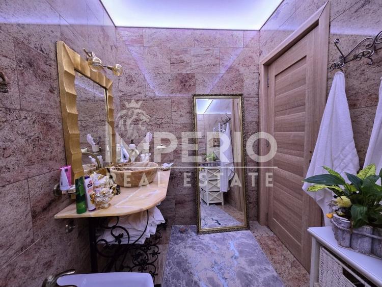 Apartament cu 4 camere semidecomandat, mobilat în Între Lacuri