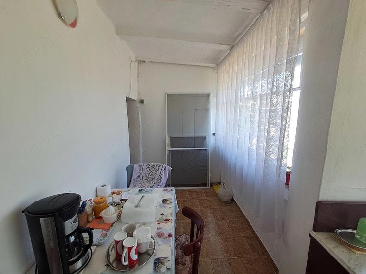 Valcani, proprietate cu casa taraneasca - 2