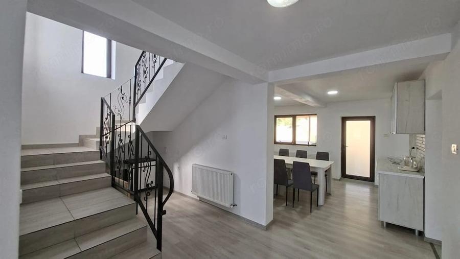 Casă cu Teren 1200 Mp în Budeasa