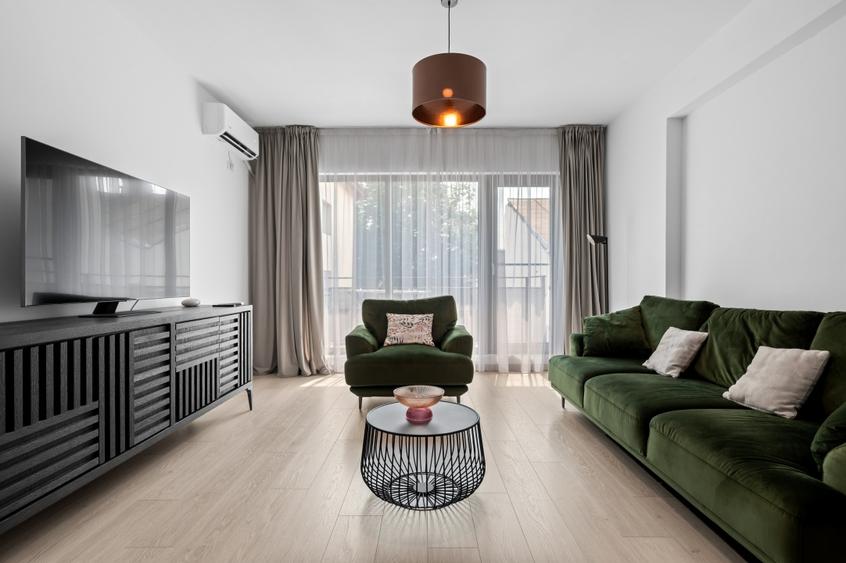 Apartament cu 3 camere decomandat, mobilat în Ștefan cel Mare