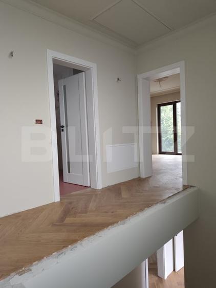 Casă individuală cu 4 camere cu Canalizare în Aleea Tudor Neculai