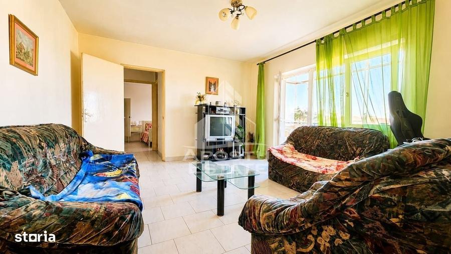 Apartament cu 2 camere semidecomandat în Buziașului
